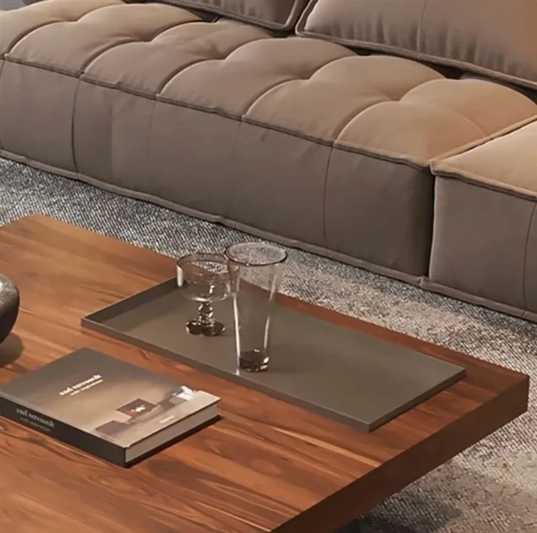 Industrielt salongbord med oppbevaring – moderne italiensk design
