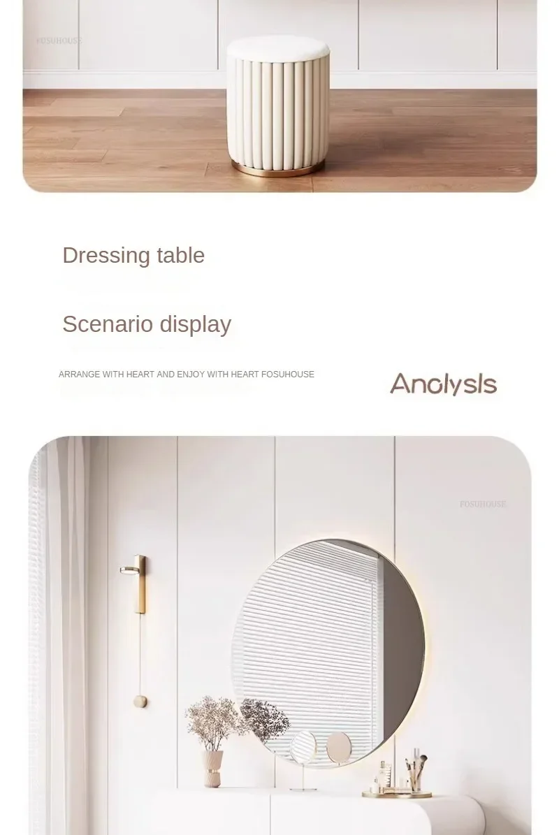 Vegghengt sminkebord i kremfarge – Moderne minimalistisk sminkebord