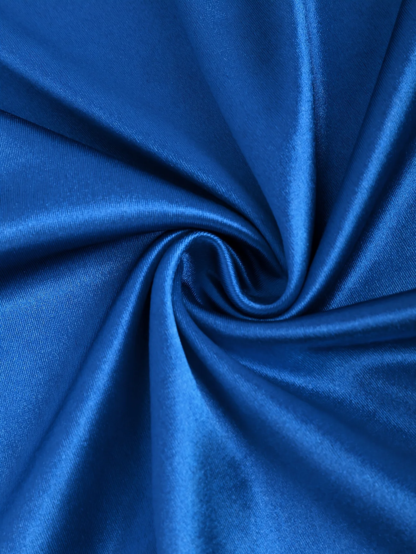 Elegant Satengkjole for Dame