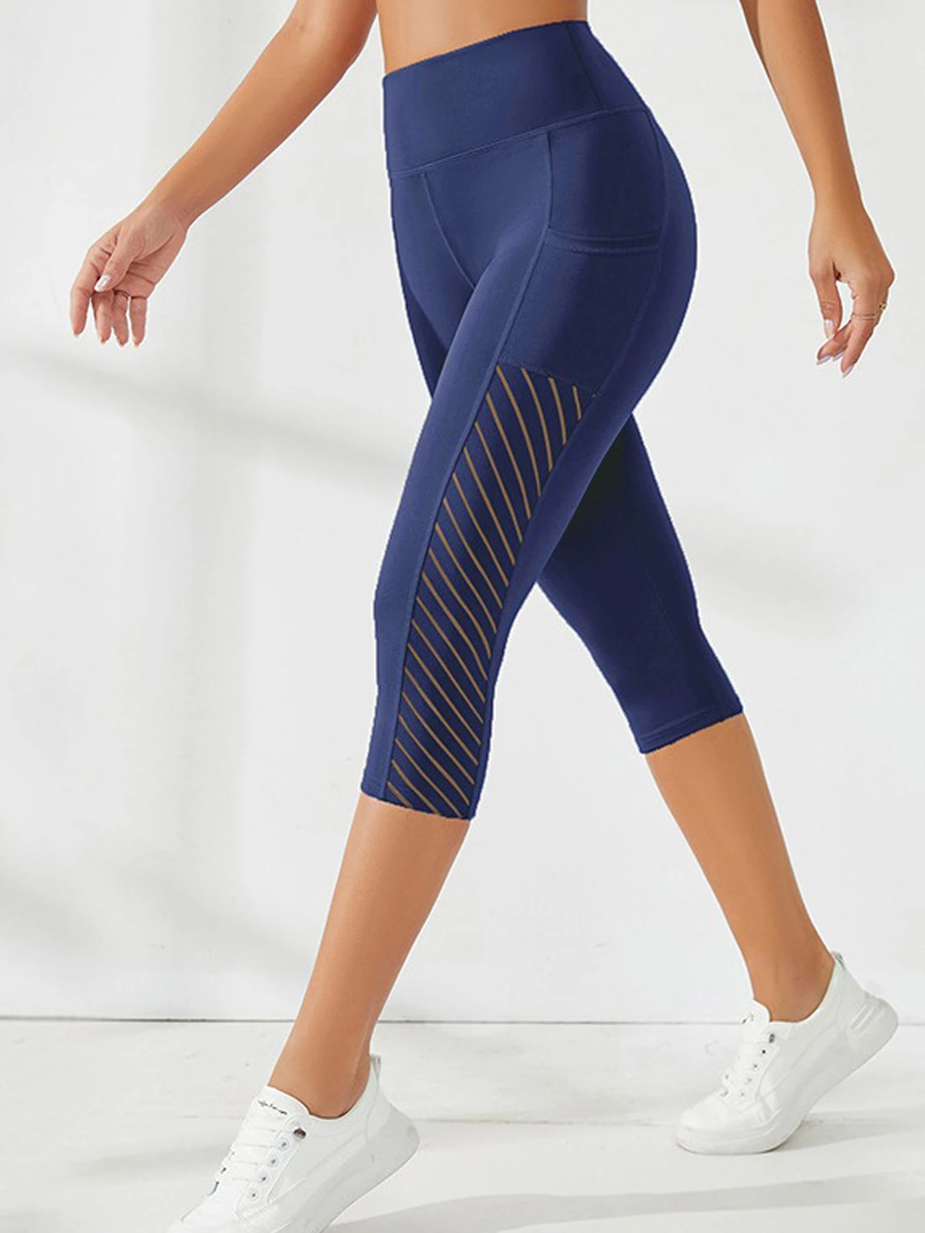 Dame Yoga Tights med Lommer – 3/4 Lengde, Høyt Liv & Magekontroll