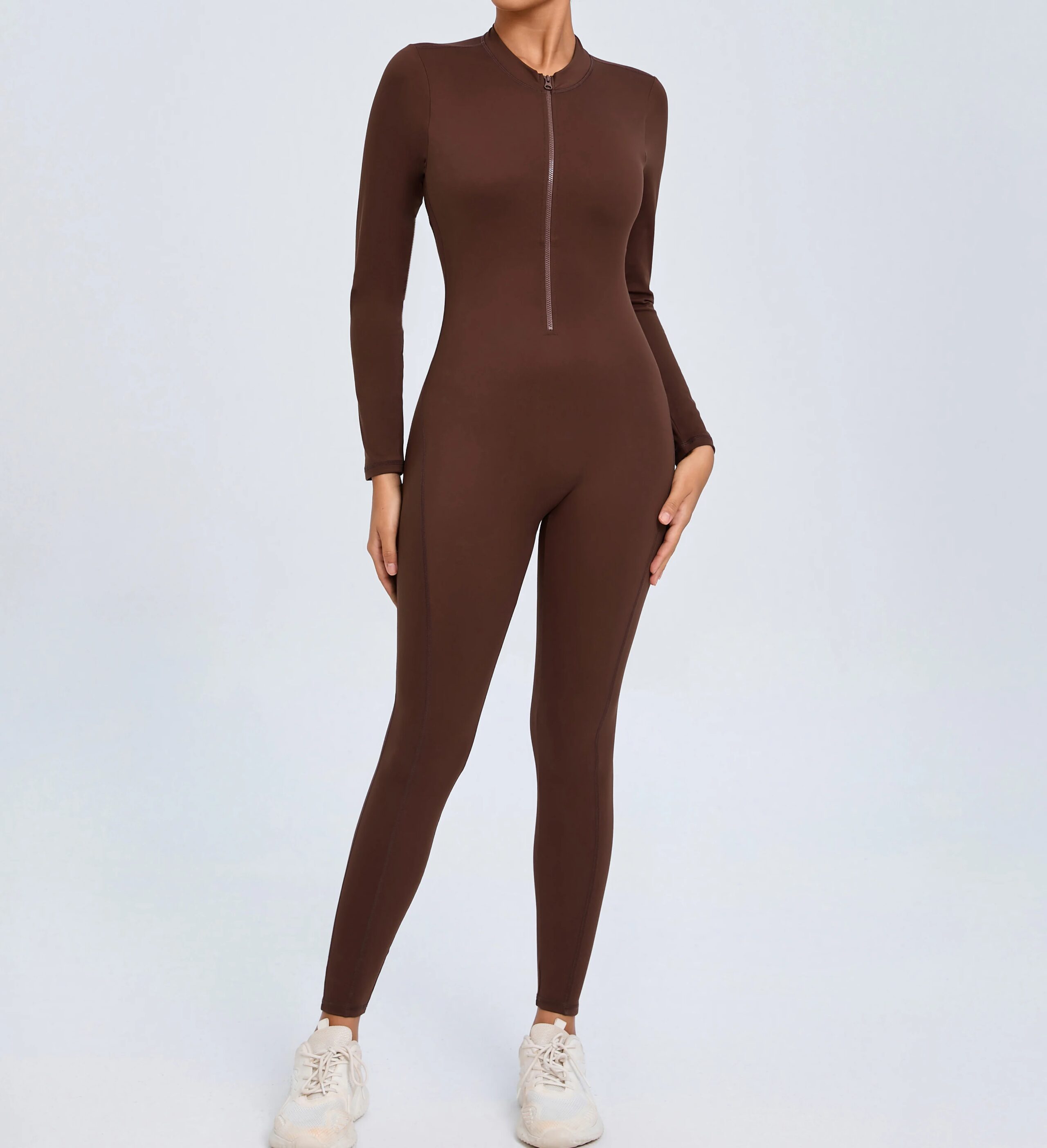 Dame Treningsoverall – Tettsittende Yoga Jumpsuit med Glidelås & Åpen Rygg